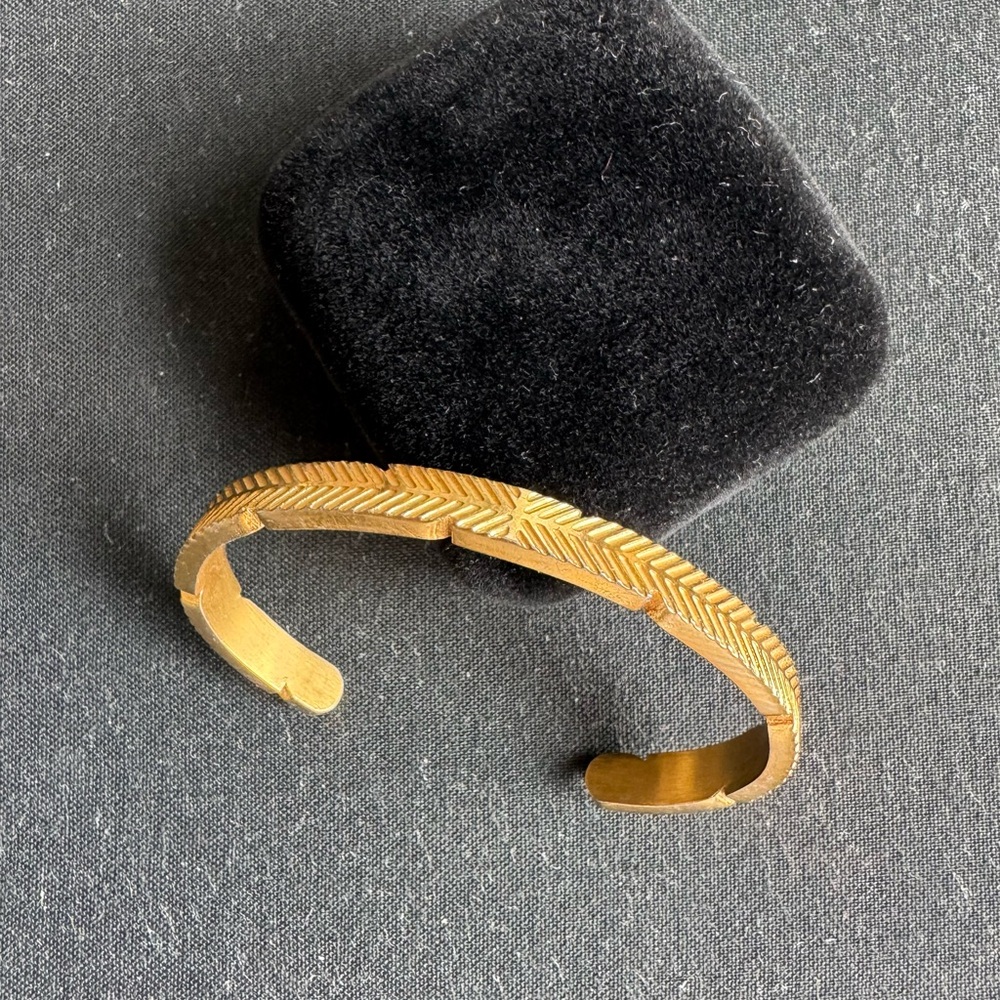 Gold Textured Open Cuff Bracelet Jewelry Gold Vermeil Plated, Silver.